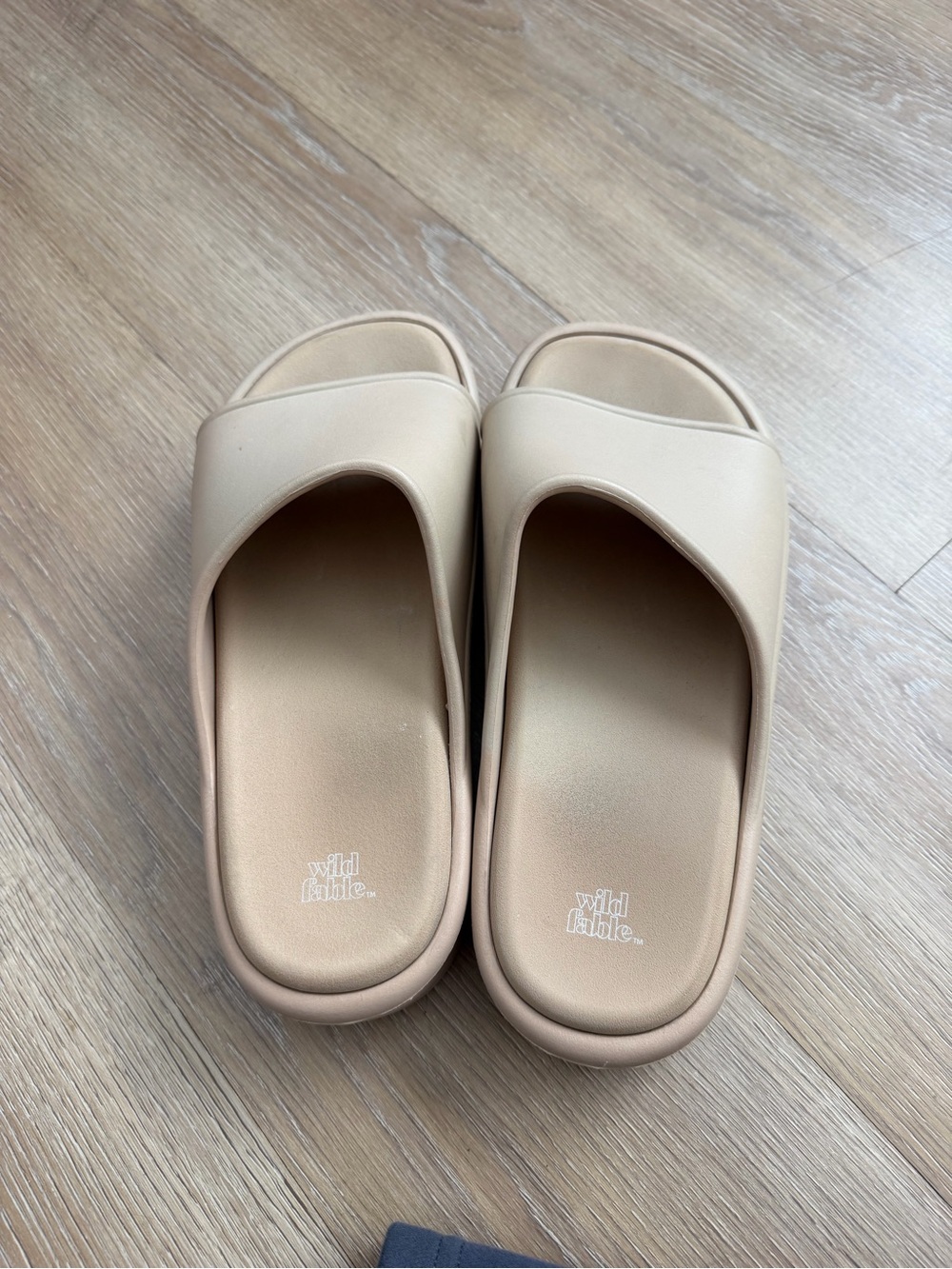 wild fable Cream Slide Sandals - Slip-On Comfort